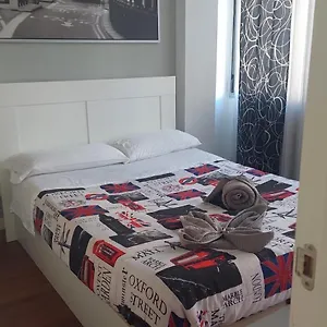 Plaza Merced Appartement